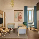 Vista Hotel 5*