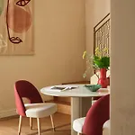 Vista Hotel