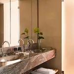 Vista Hotel