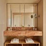 Vista Hotel 5*